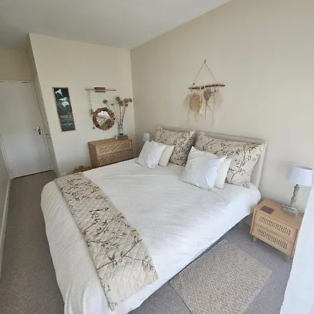 Jasmin Doux Apartment